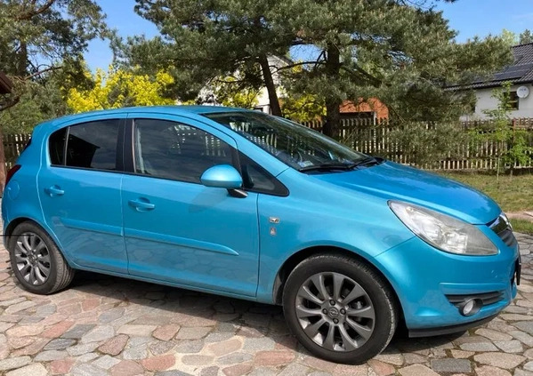 Opel Corsa cena 22000 przebieg: 108267, rok produkcji 2011 z Toruń małe 326